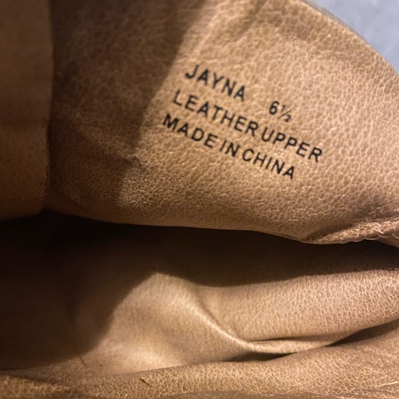 Kelsi Dagger Jayna Boots - Picture 5 of 6